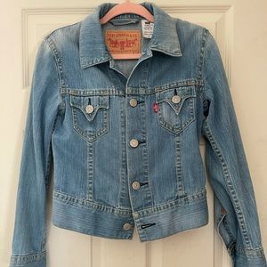Levi’s type 1 cropped denim jacket small